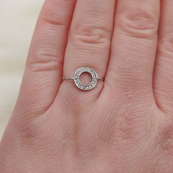 925 Sterling Silver Platinum Plated CZ O Chain Ring - Picture 2 of 5
